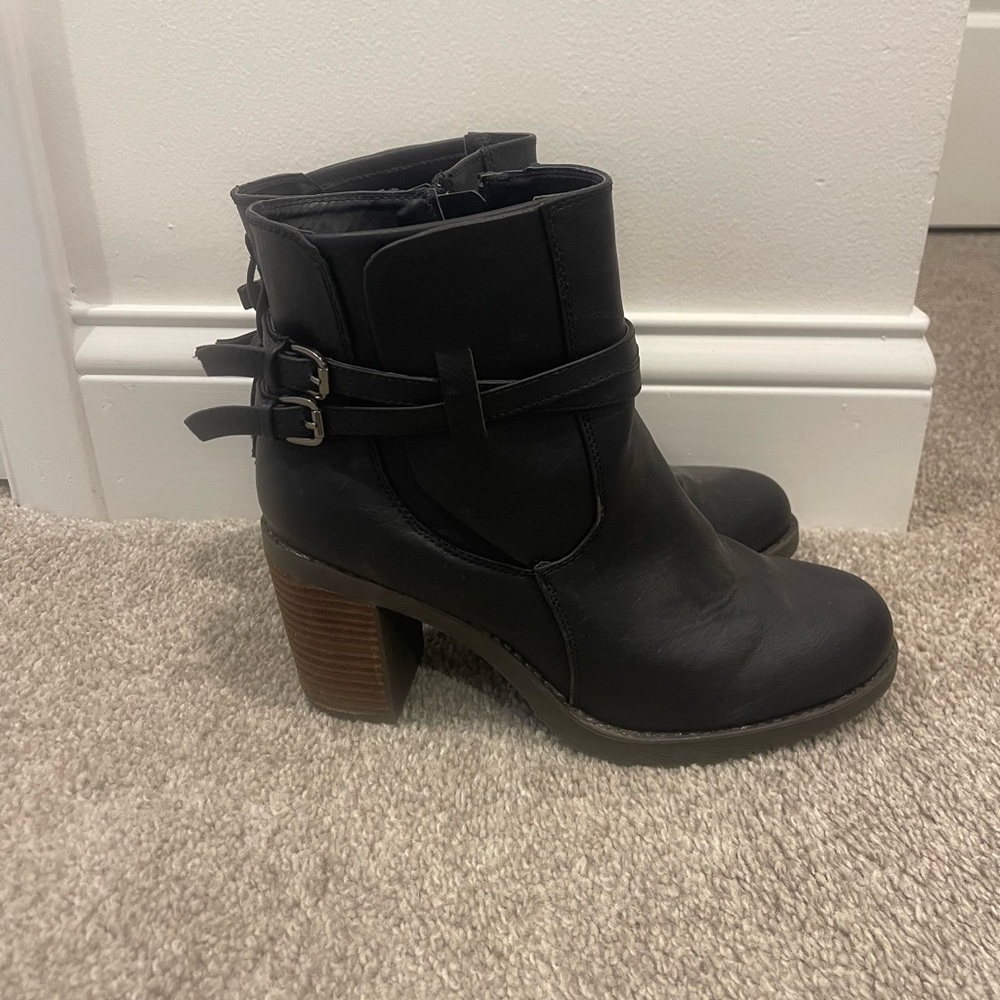 Diba Black Booties